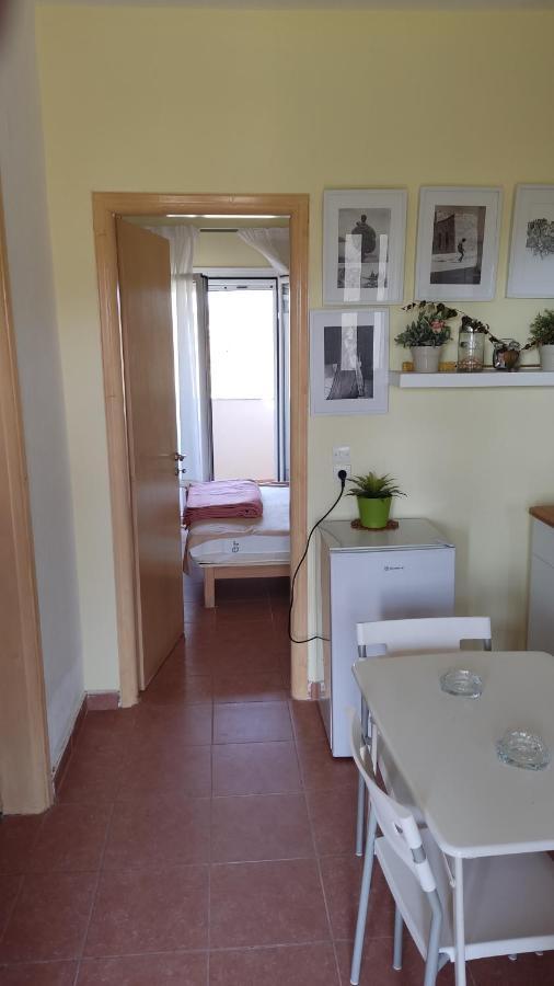 Aloda Summer House Roda  Esterno foto