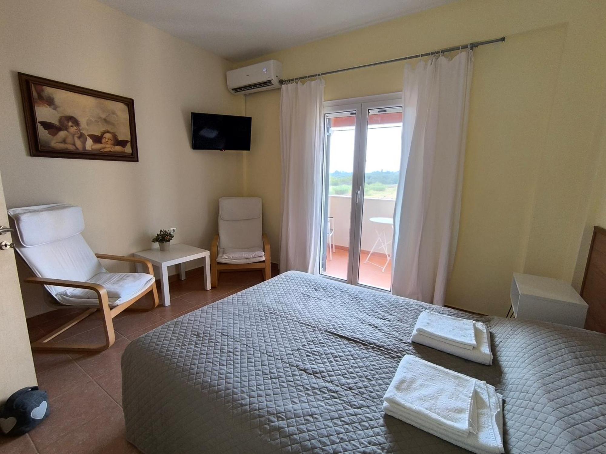 Aloda Summer House Roda  Esterno foto