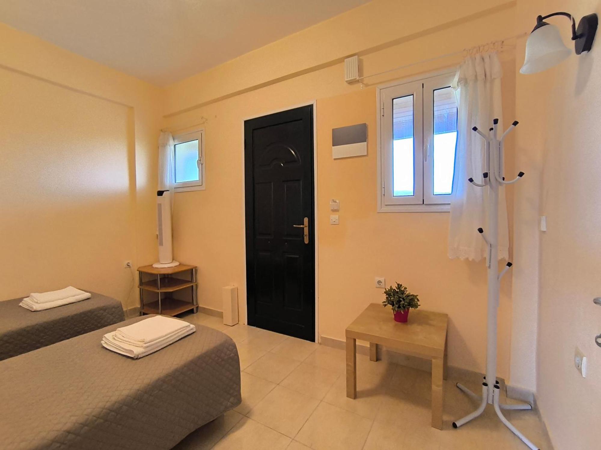 Aloda Summer House Roda  Esterno foto