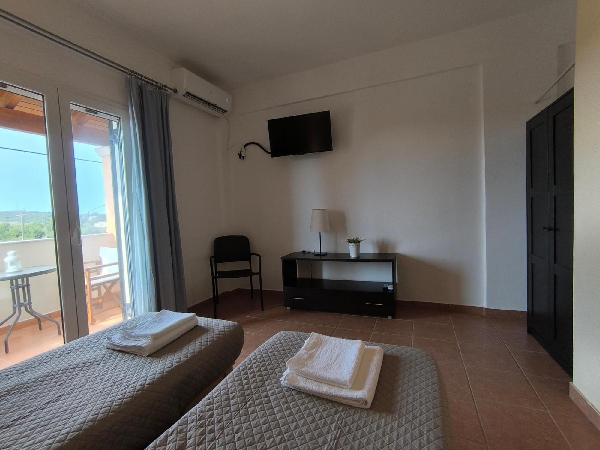 Aloda Summer House Roda  Esterno foto
